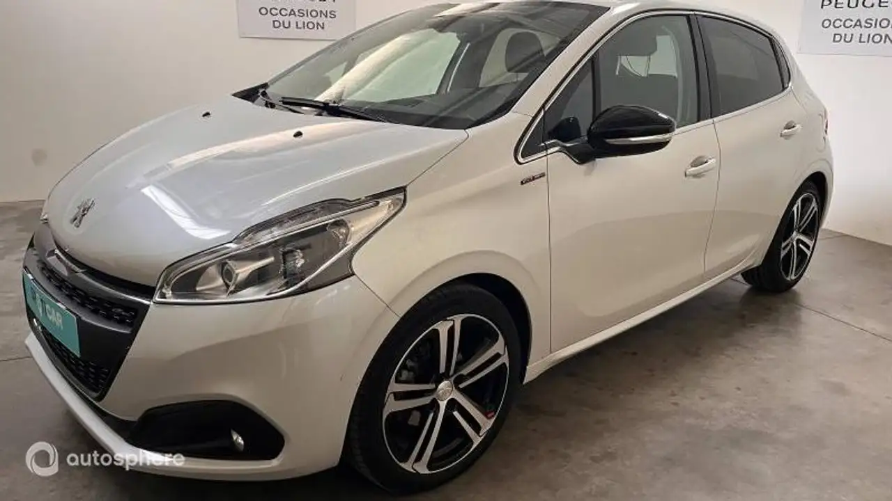 Peugeot 208 1.2 PureTech 110ch E6.c GT Line S\\u0026