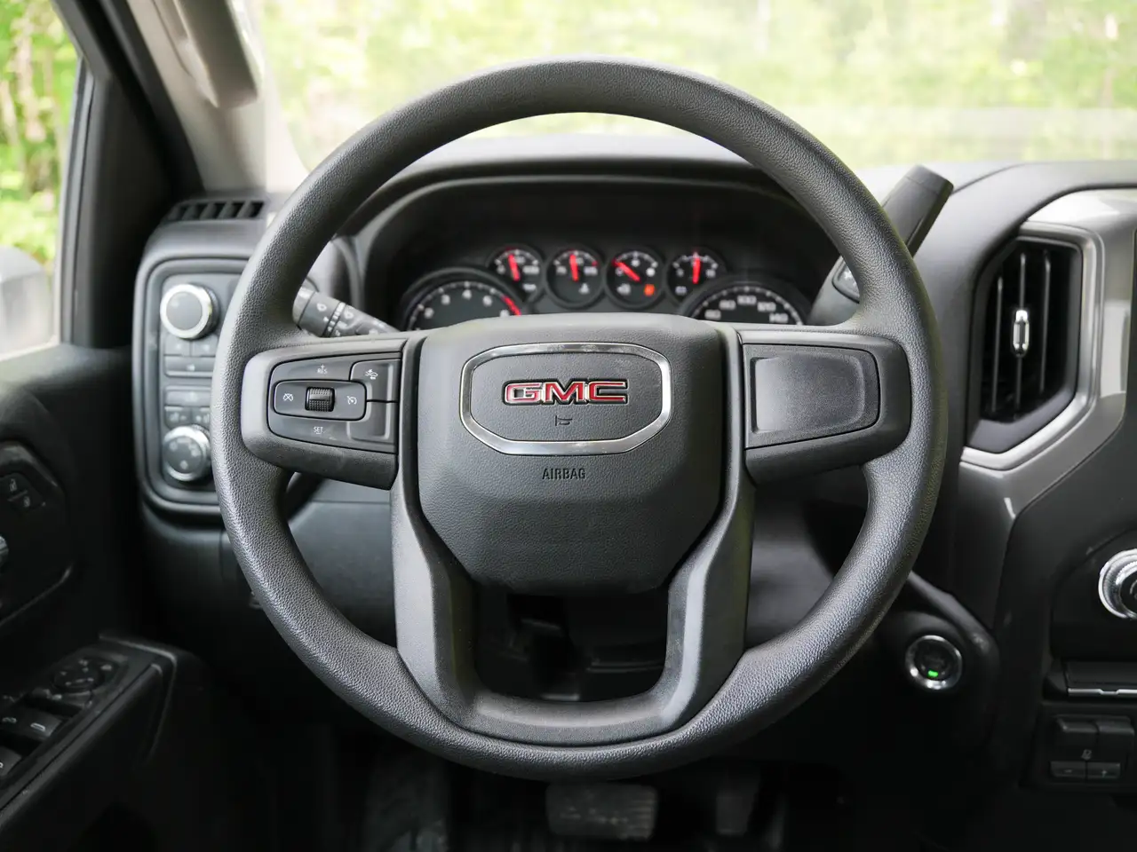 GMC Sierra 2500HD photo GMC Sierra 2500HD