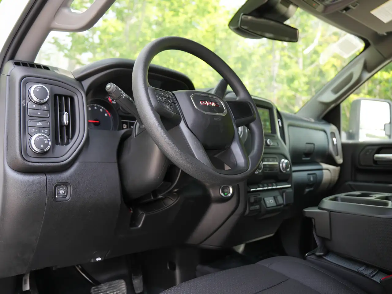 GMC Sierra 2500HD photo GMC Sierra 2500HD