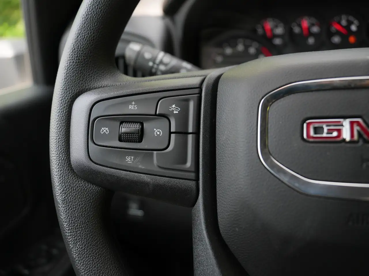 GMC Sierra 2500HD photo GMC Sierra 2500HD