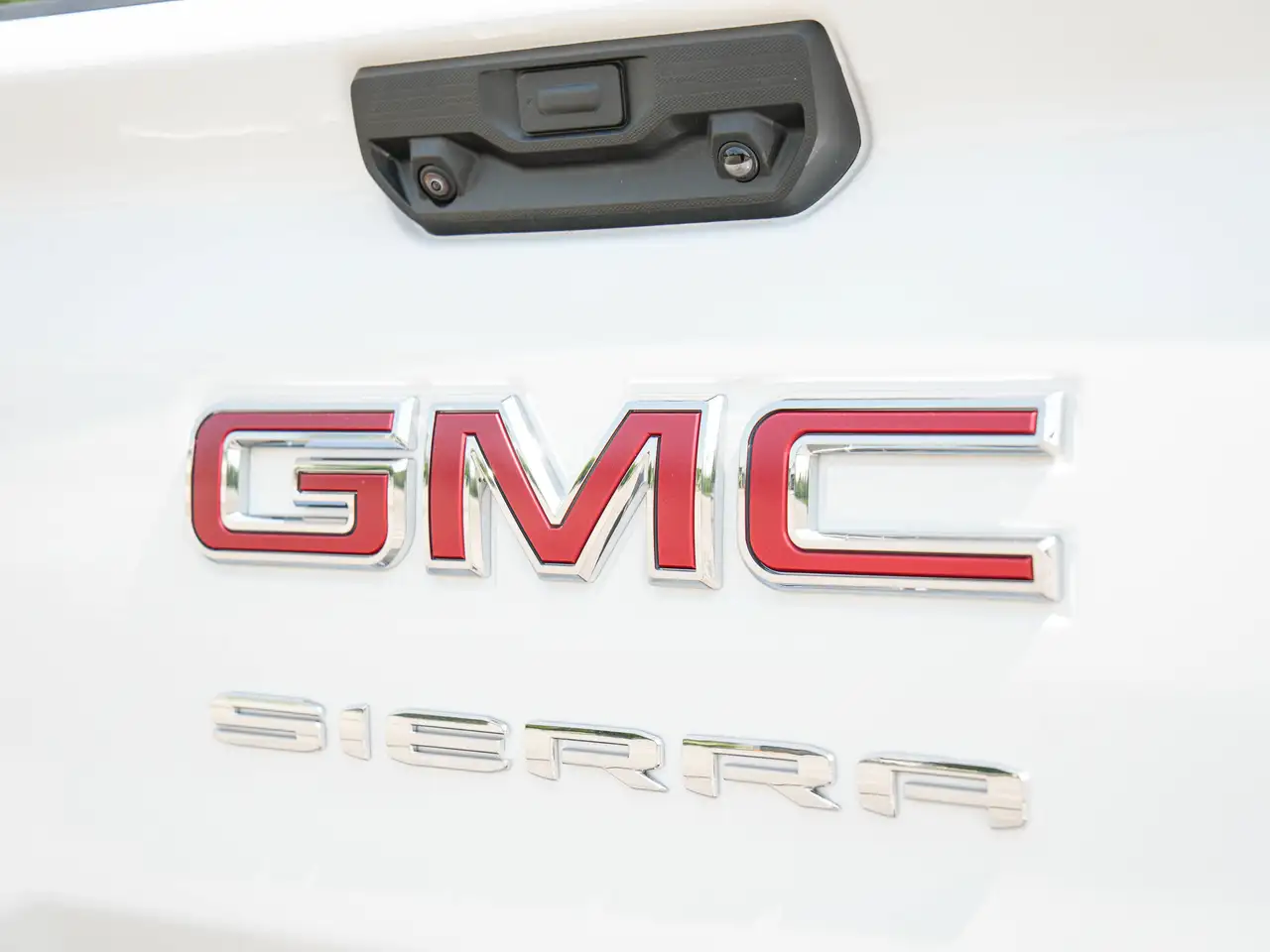 GMC Sierra 2500HD photo GMC Sierra 2500HD