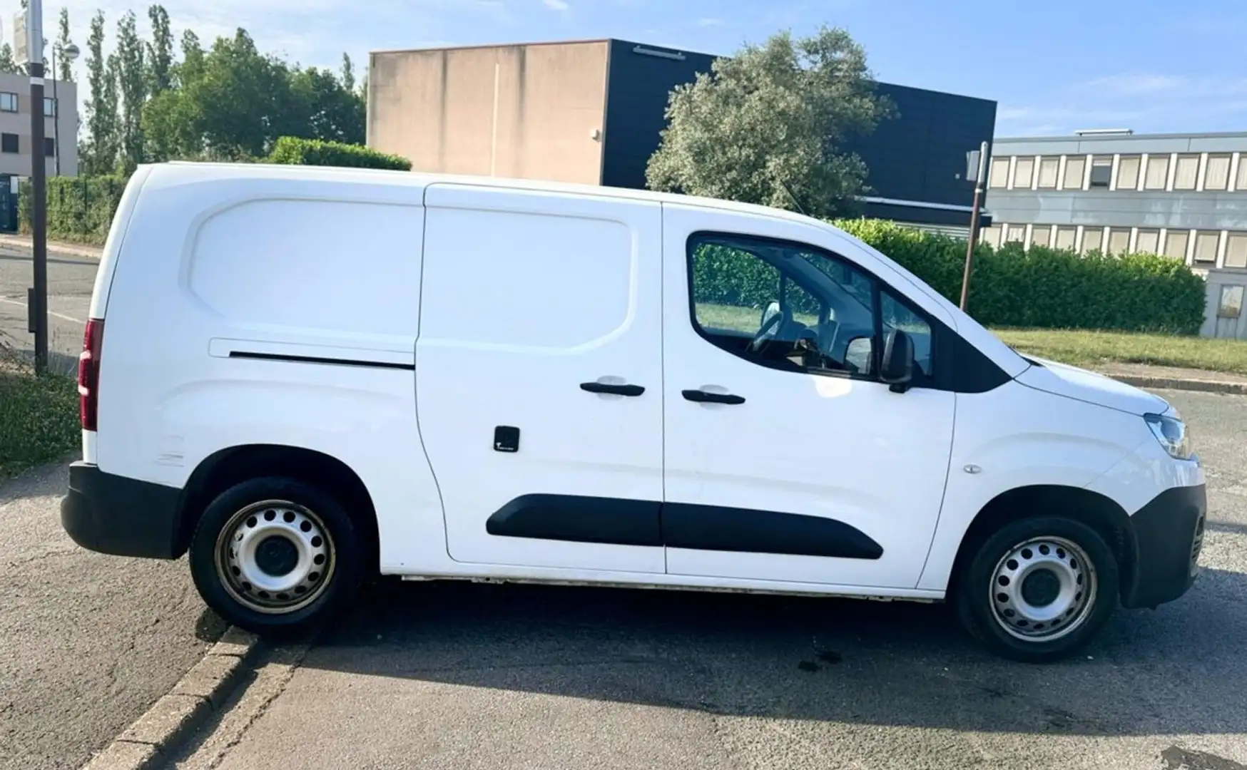 Citroen Berlingo Driver XL 950 1.5 BlueHDi 100CV 3 PLACES GPS 10000 Blanc - 2