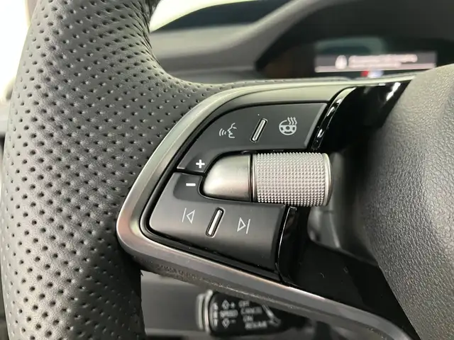 Skoda Enyaq Coupé Sportline 85x Ansicht 9