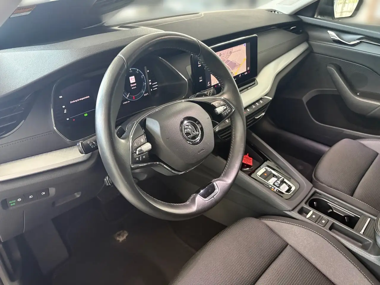 Skoda Octavia Combi TOUR 2.0 TDI 150 PS DSG +LED+ACC+NAVI+SHZ+1, миниатюра 10