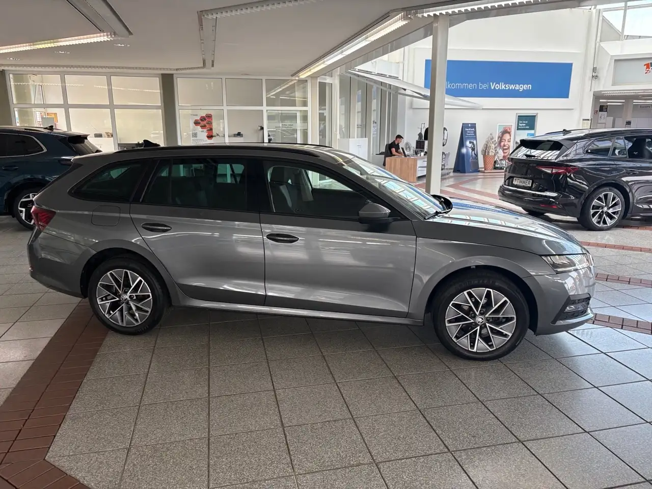 Skoda Octavia Combi TOUR 2.0 TDI 150 PS DSG +LED+ACC+NAVI+SHZ+1, миниатюра 22