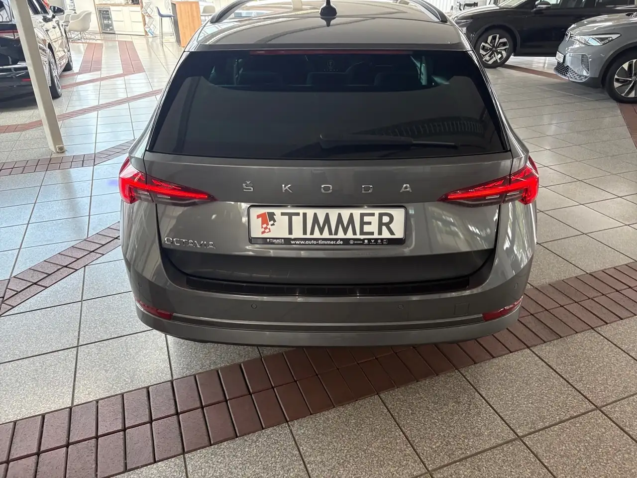 Skoda Octavia Combi TOUR 2.0 TDI 150 PS DSG +LED+ACC+NAVI+SHZ+1, миниатюра 20