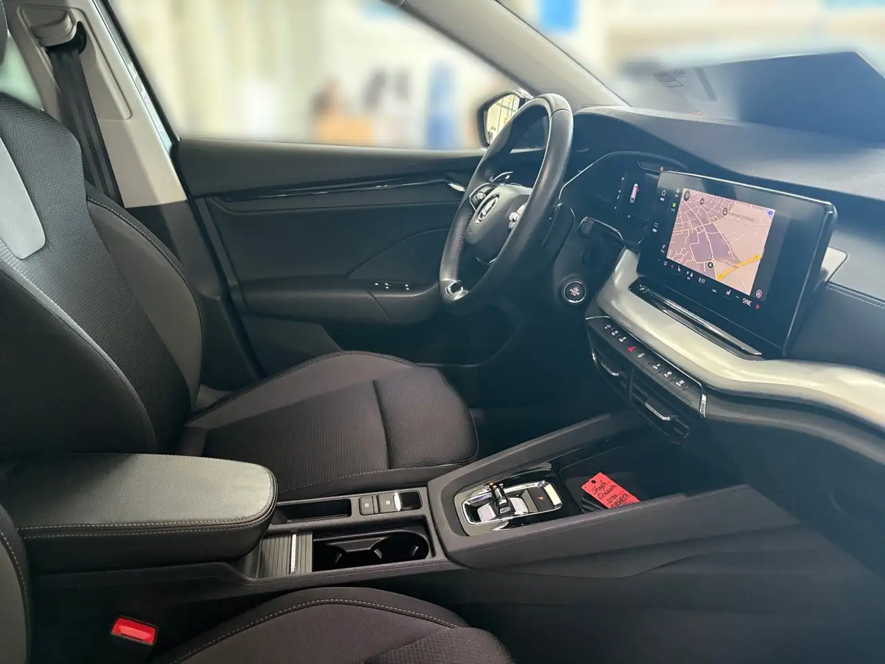 Skoda Octavia Combi TOUR 2.0 TDI 150 PS DSG +LED+ACC+NAVI+SHZ+1, миниатюра 9