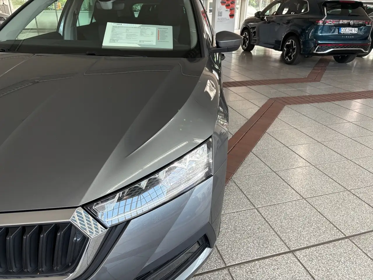 Skoda Octavia Combi TOUR 2.0 TDI 150 PS DSG +LED+ACC+NAVI+SHZ+1, миниатюра 7