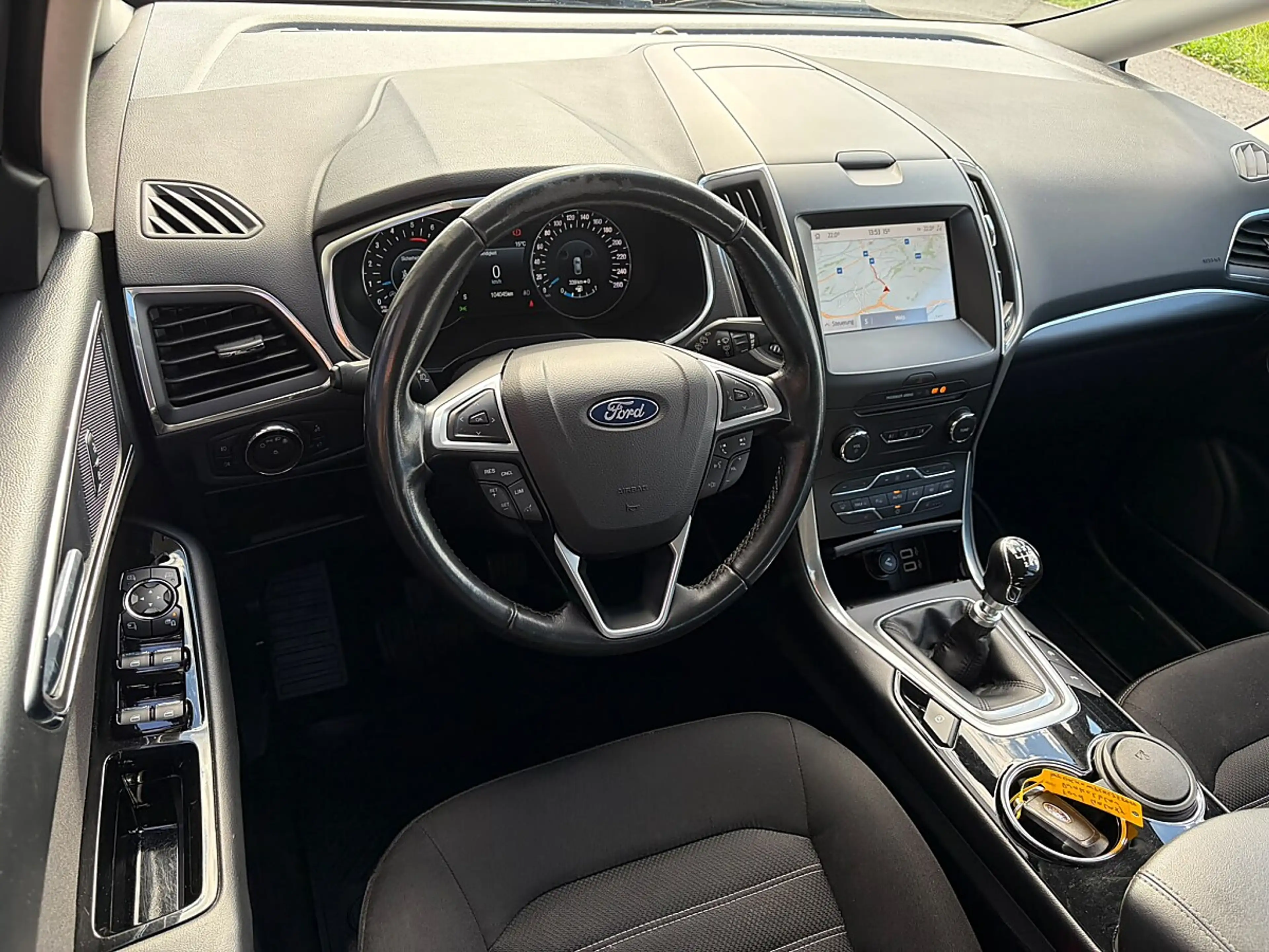Ford Galaxy 2,0 EcoBlue SCR Titanium 7-Sitzer / NAVI / LED ... — photo 10