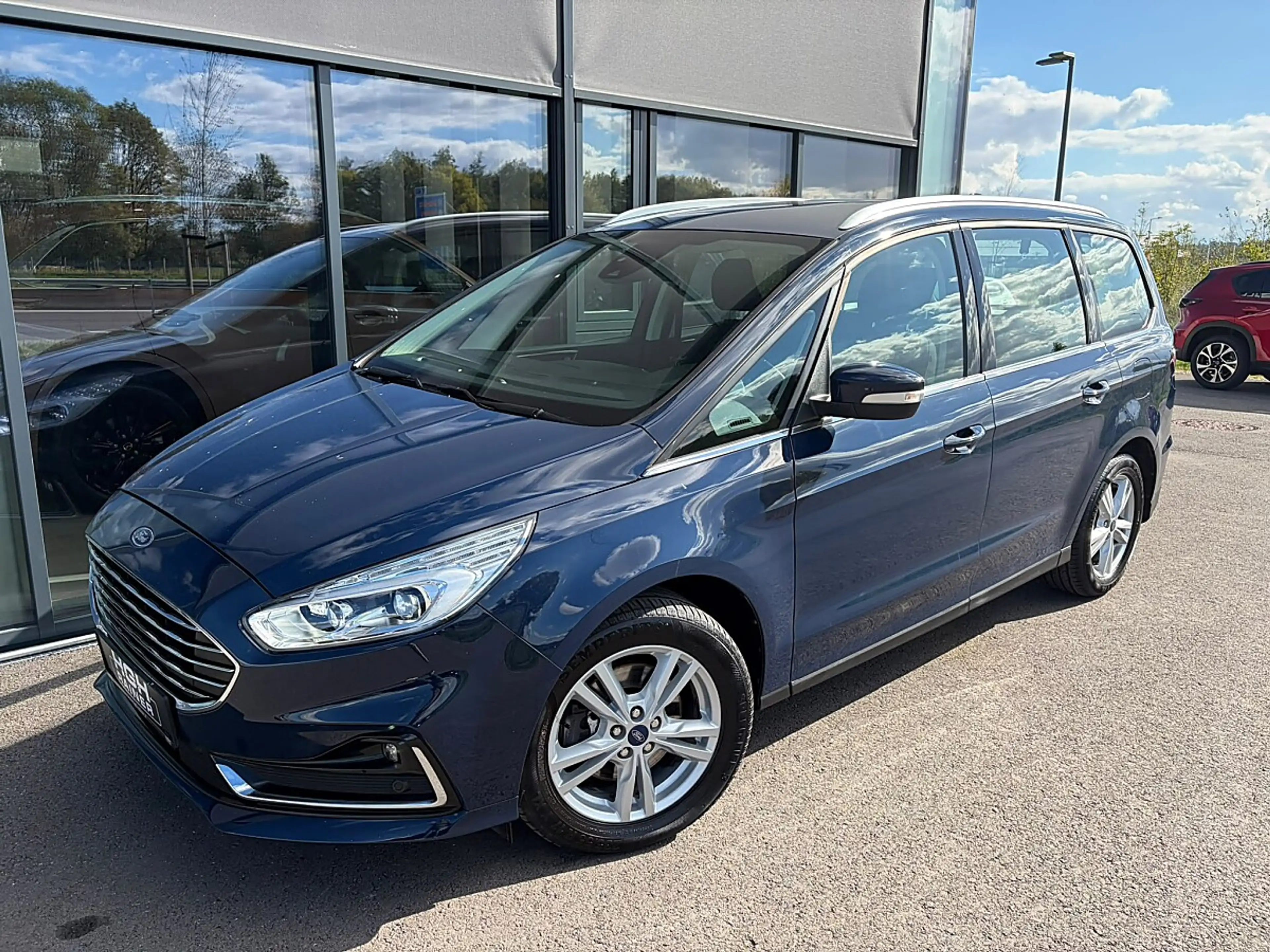 Ford Galaxy 2,0 EcoBlue SCR Titanium 7-Sitzer / NAVI / LED ... — photo 2