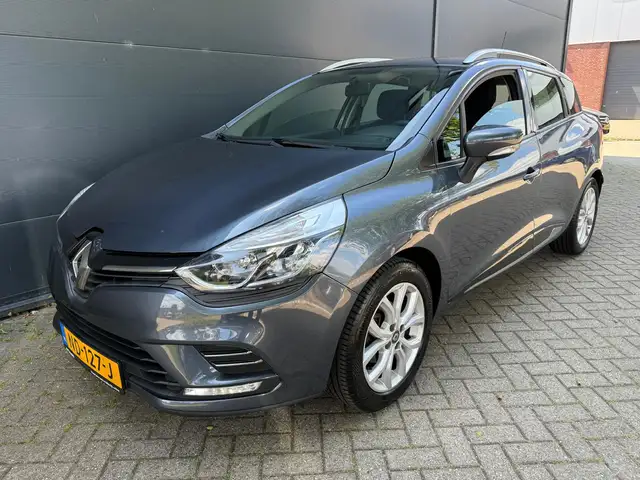 Renault Clio view 3