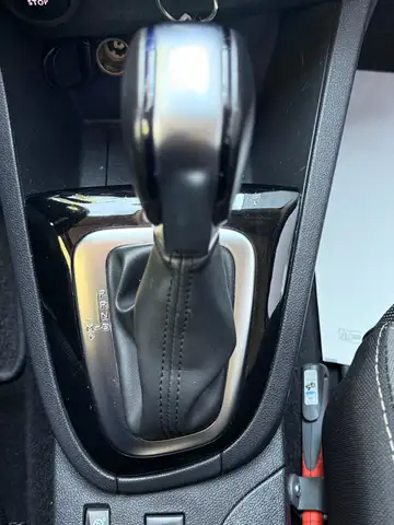 Renault Clio view 24