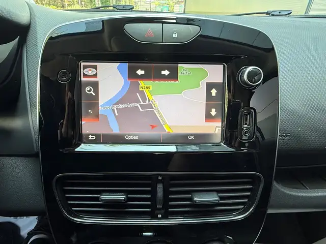 Renault Clio view 20