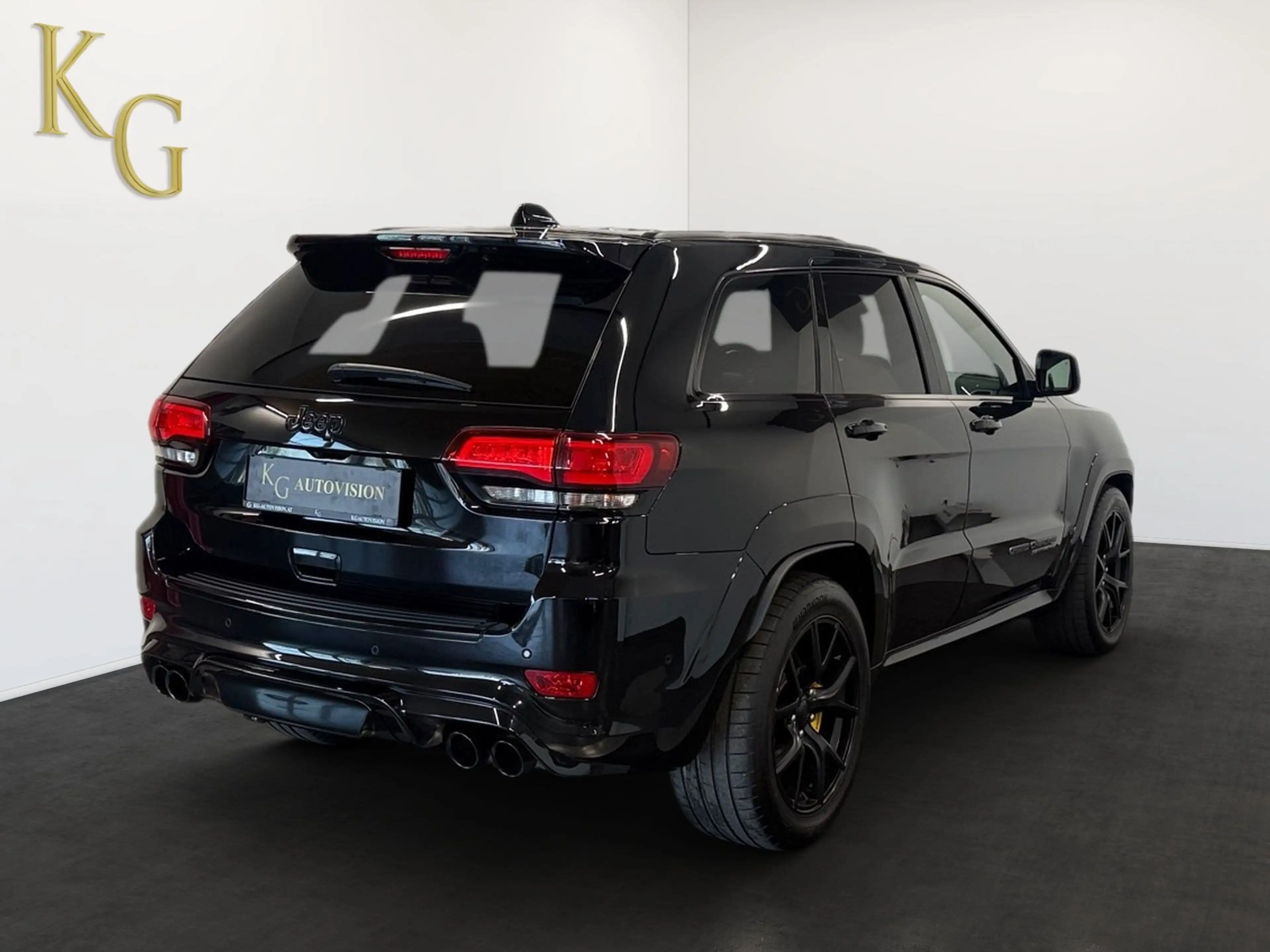Jeep Grand Cherokee 6,2 V8 Trackhawk Supercharged — photo 7