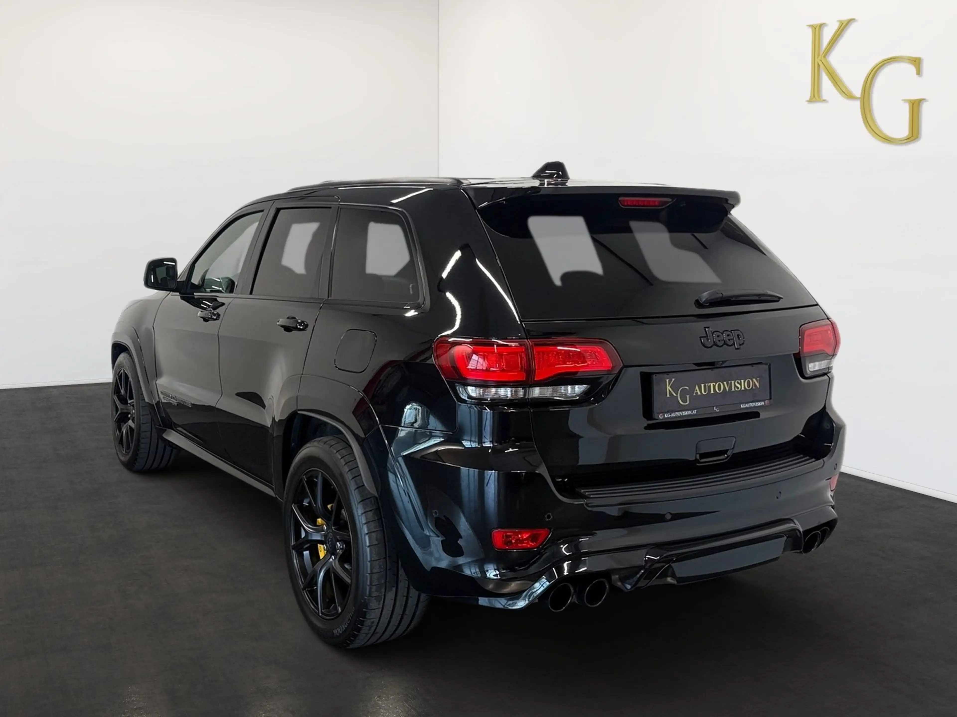 Jeep Grand Cherokee 6,2 V8 Trackhawk Supercharged — photo 5