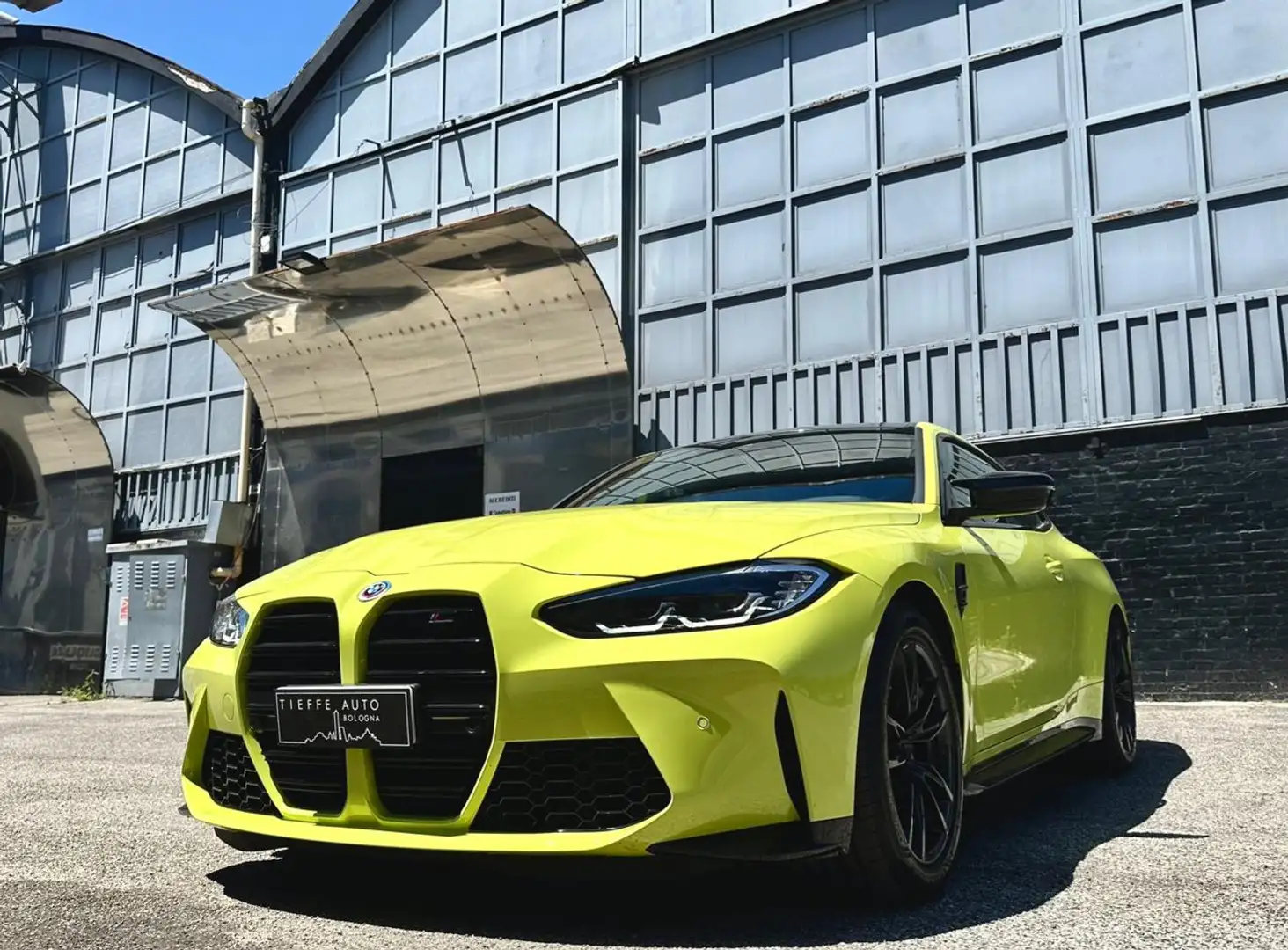 BMW M4 Competition Žlutá - 1