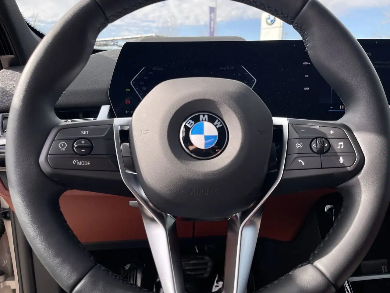 BMW X1 снимка BMW X1