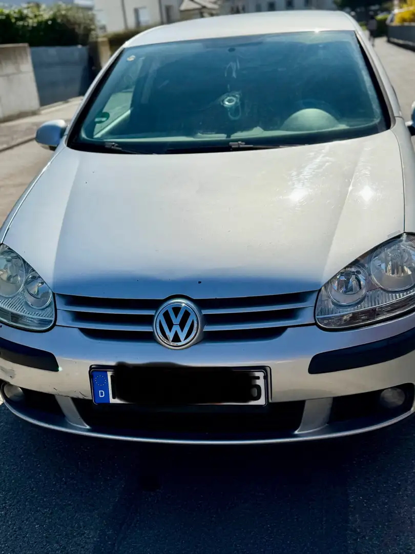 Volkswagen Golf 1.6 FSI Goal - 2