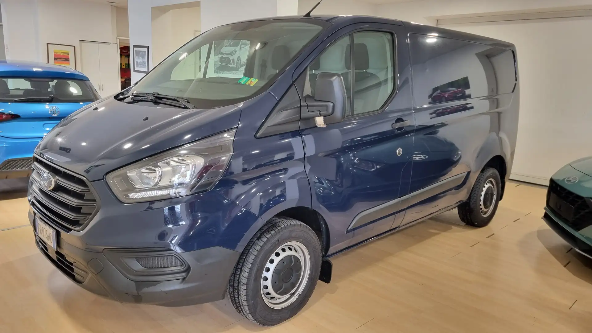 Ford Transit Custom 2.0 TDCI 105 CV Blu/Azzurro - 2