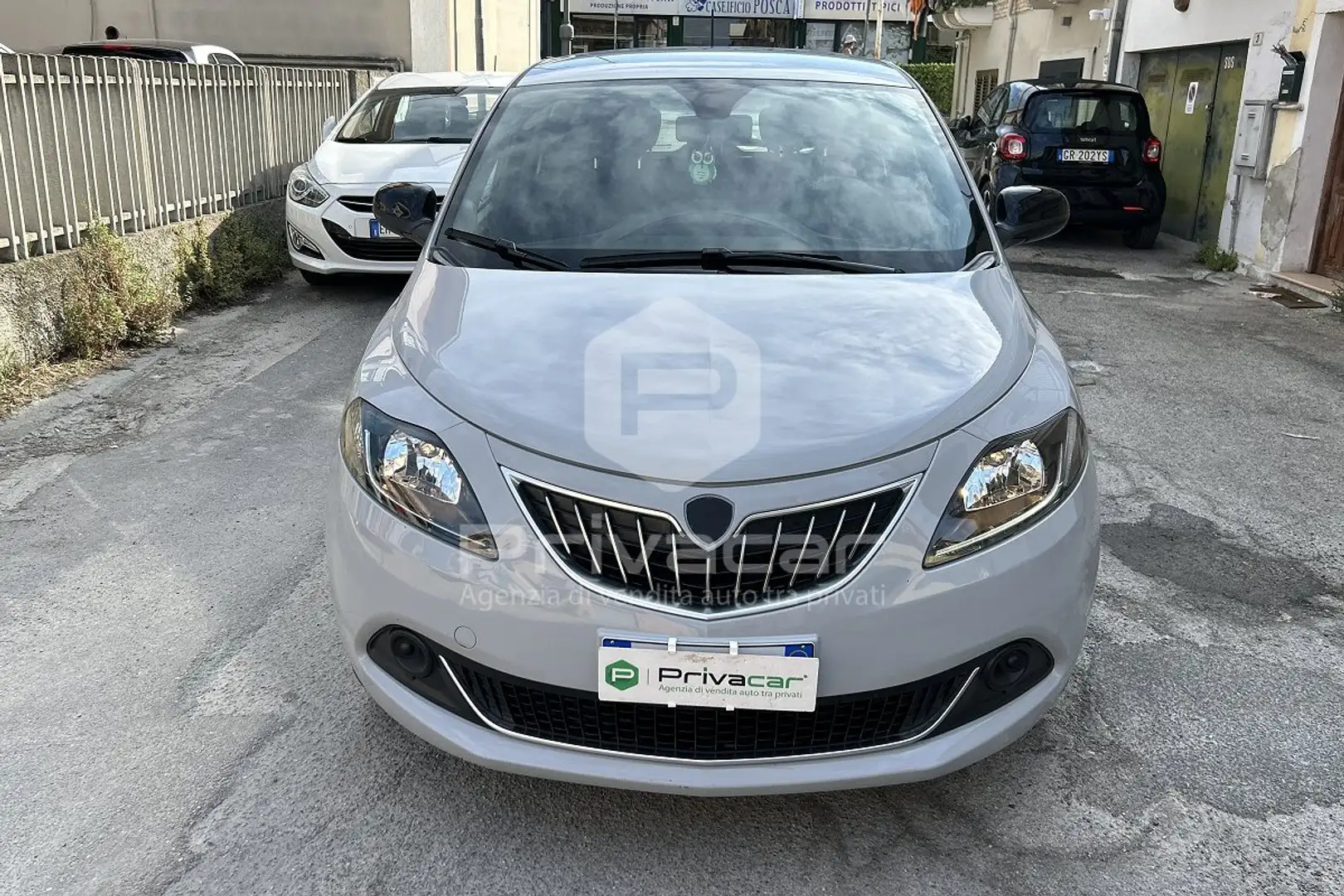 Lancia Ypsilon Ypsilon 1.2 69 CV 5 porte GPL Ecochic Silver Argento - 2