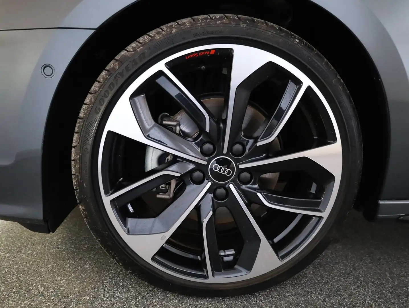 Audi A3 35 TFSI S line exterieur Gris - 2