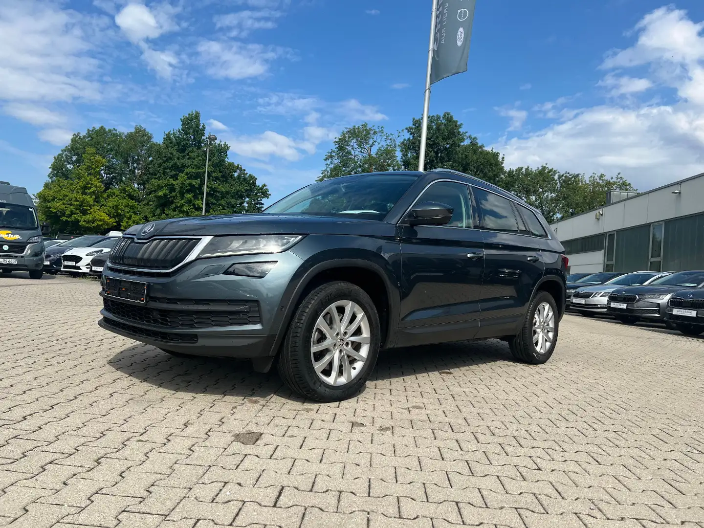 Skoda Kodiaq 2.0 TDI Style 4x4 *LED Navi Leder Grau - 1