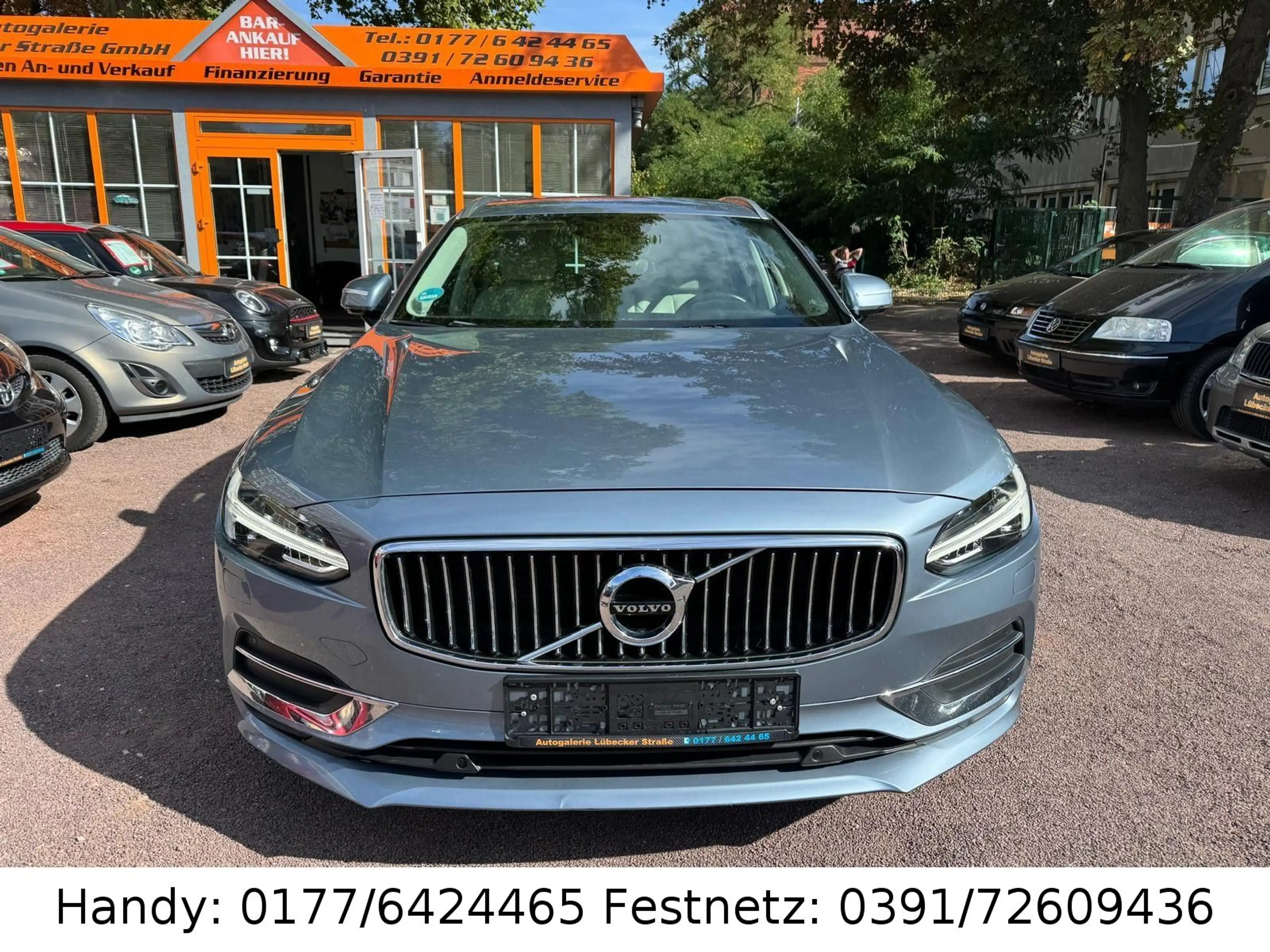 Volvo V90 D5 AWD/AUTOMATIK/NAVI/LEDER/LED/KAMERA/4xSHZ — photo 4