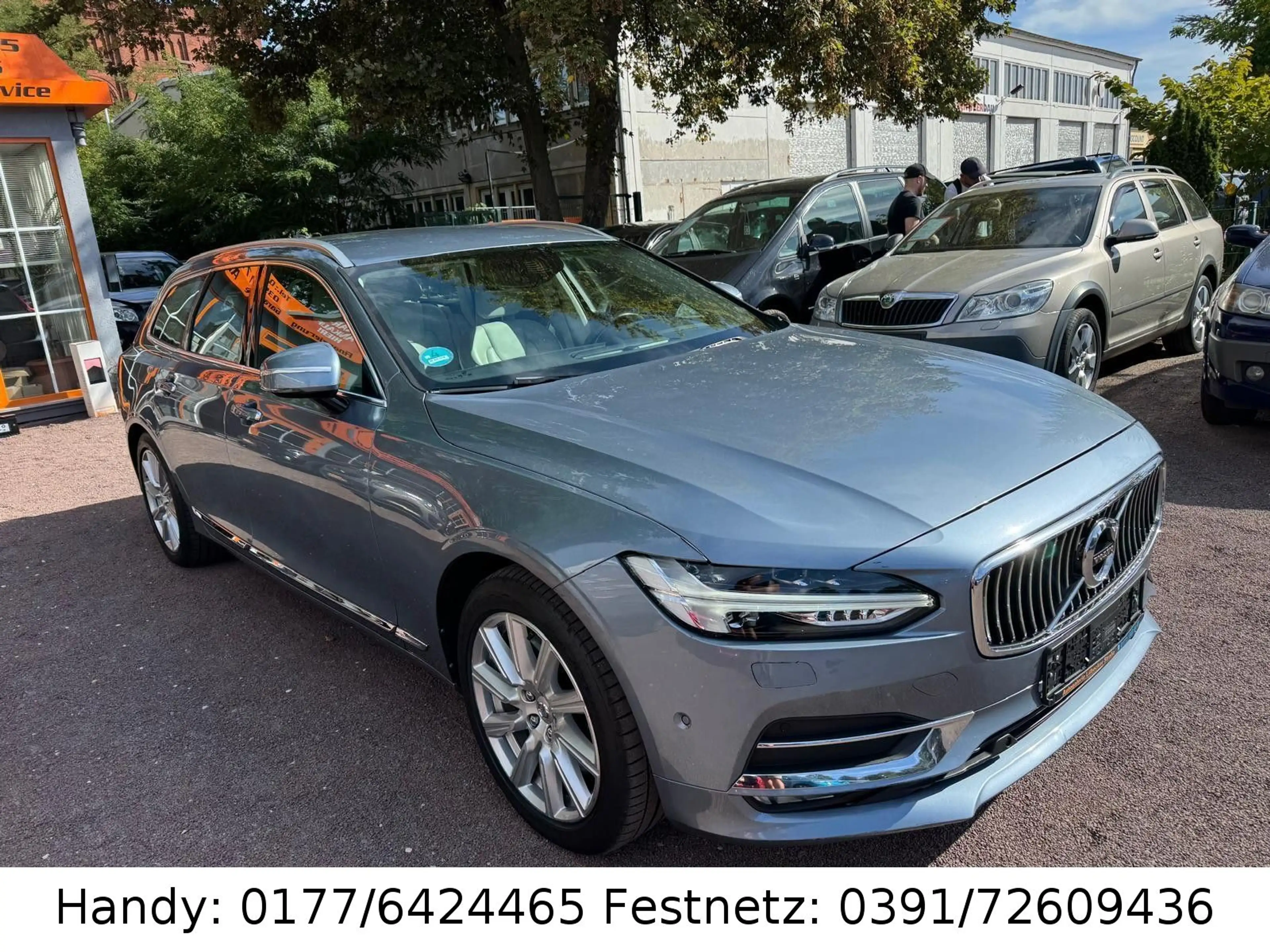 Volvo V90 D5 AWD/AUTOMATIK/NAVI/LEDER/LED/KAMERA/4xSHZ — photo 5