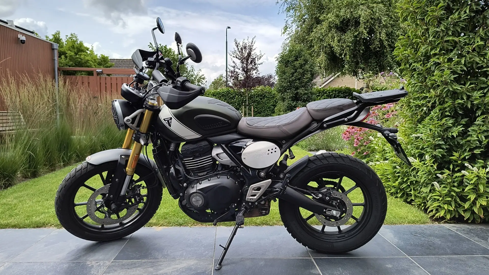 Triumph Scrambler 400 X Scrambler Grün - 1