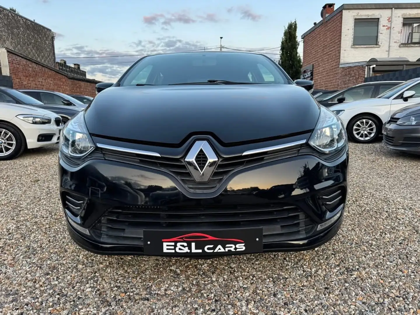Renault Clio 0.9 TCe **12 mois de garantie** Zwart - 2