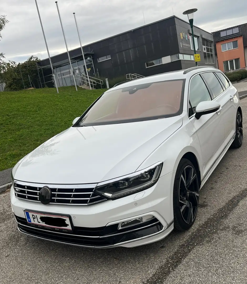 Volkswagen Passat Highline DSG R-Line innen & außen Weiß - 1