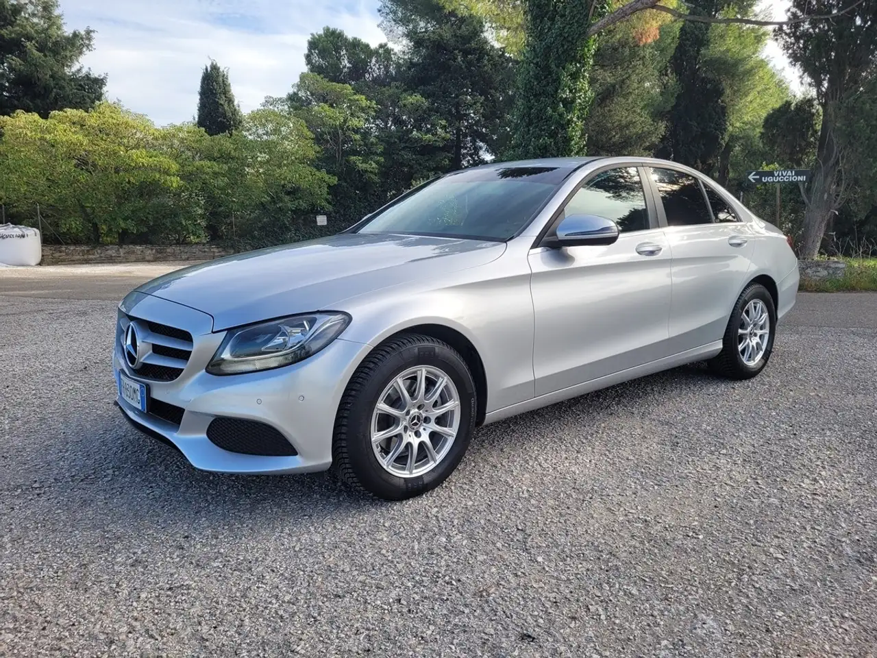 Mercedes-Benz C 180