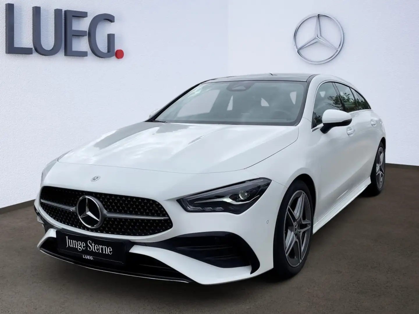 Mercedes-Benz CLA 200 Shooting Brake AMG-ADVANCED+PANODACH+LED Weiß - 1