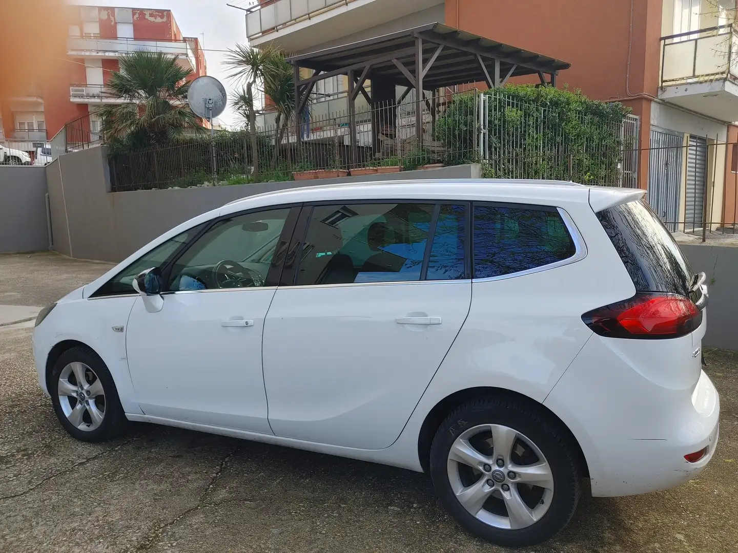Opel Zafira Tourer Zafira III Tourer 1.6 t Elective ecoM 150cv Bianco - 1