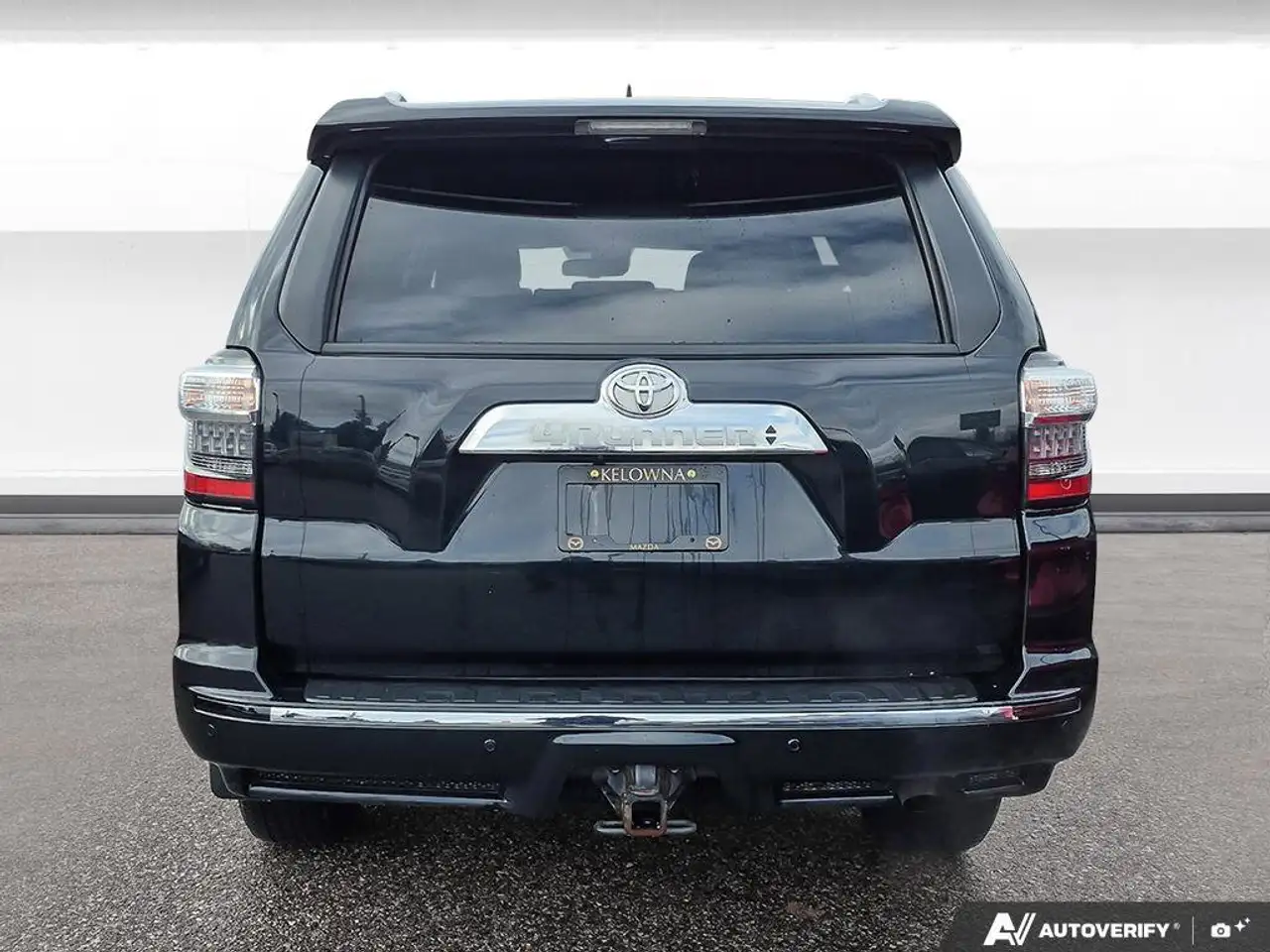 Toyota 4-Runner снимка Toyota 4-Runner