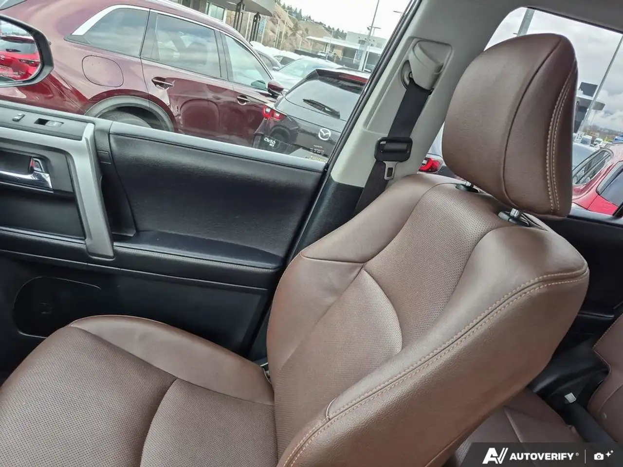 Toyota 4-Runner снимка Toyota 4-Runner