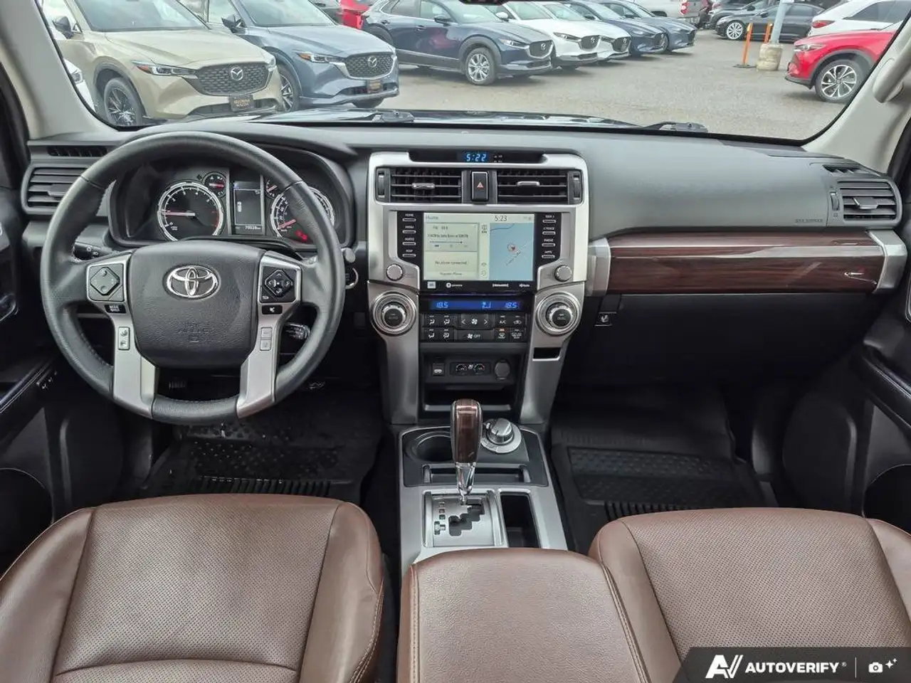 Toyota 4-Runner снимка Toyota 4-Runner