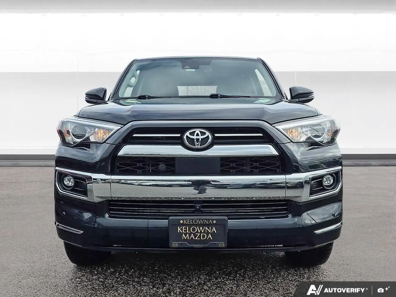 Toyota 4-Runner снимка Toyota 4-Runner