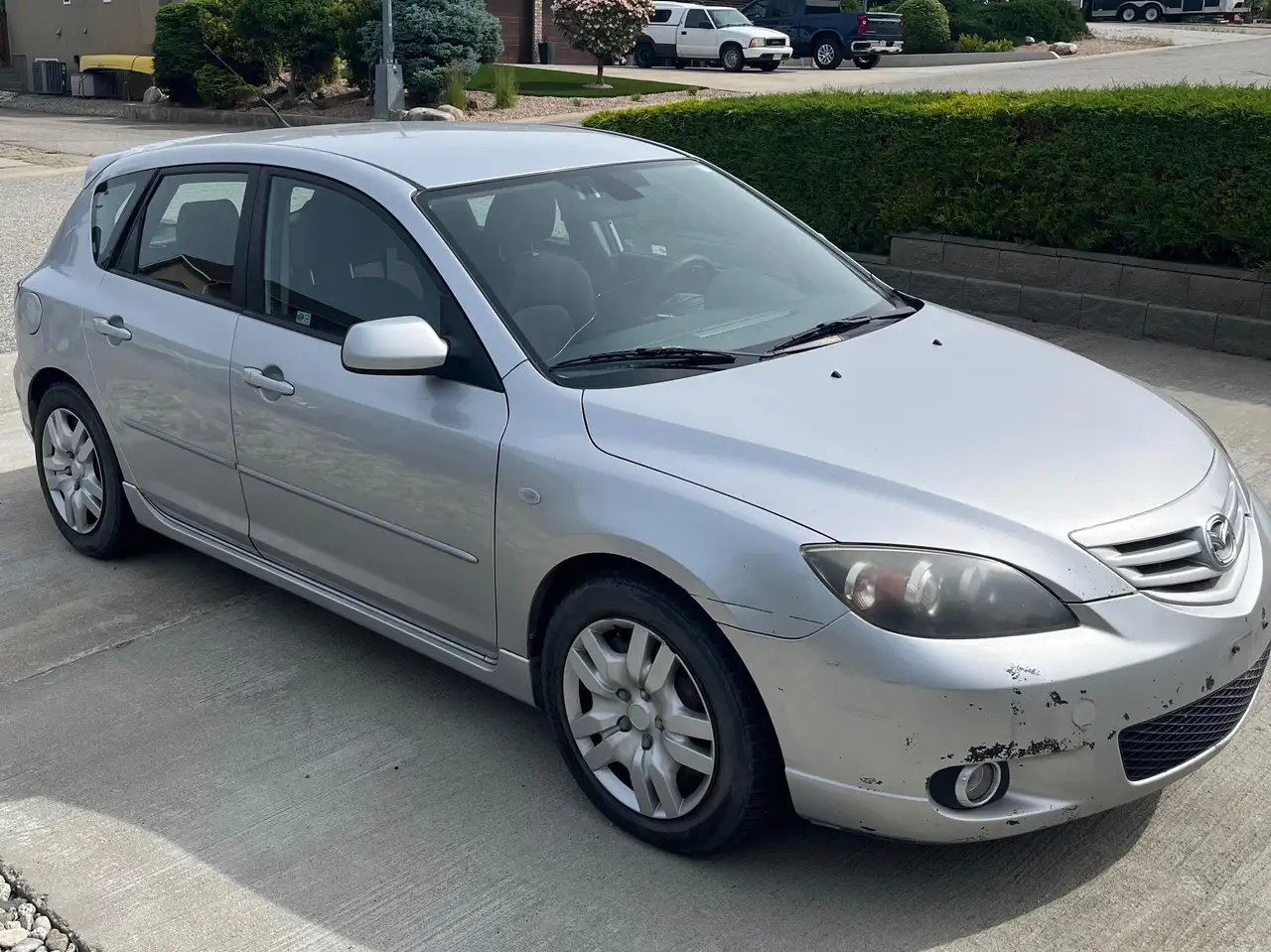 2005 Mazda 3