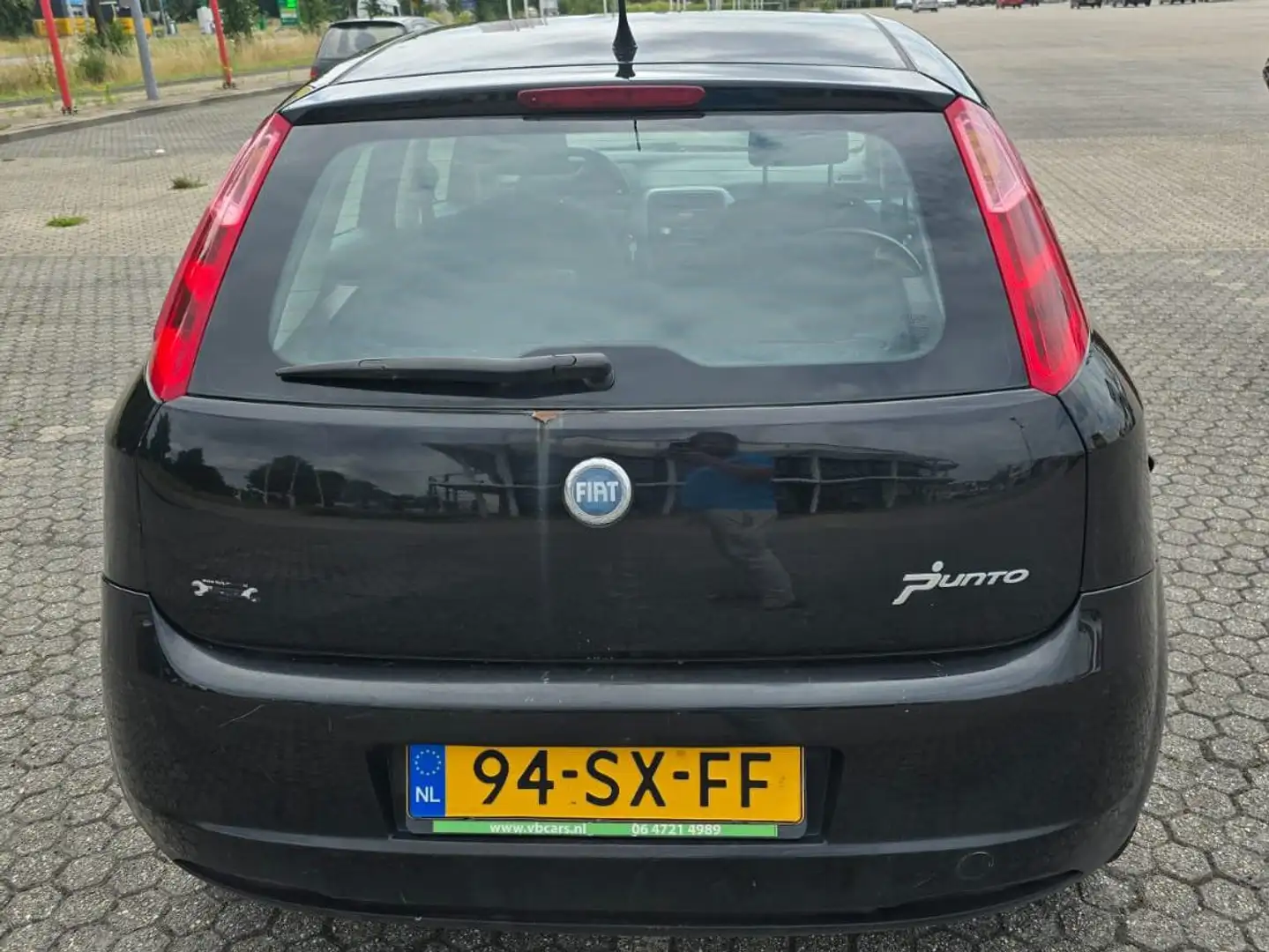 Fiat Punto Punto 1.2 Dynamic Noir - 2