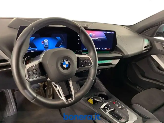 BMW 1 Series view 15