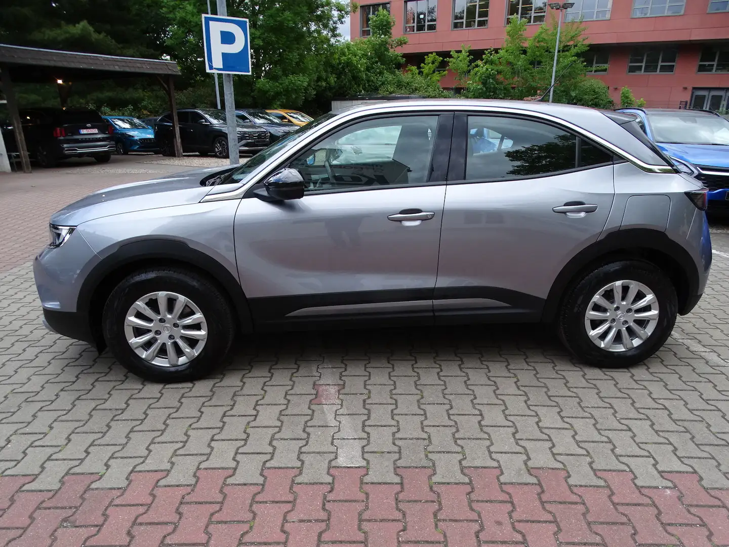 Opel Mokka-E e Edition Grau - 2