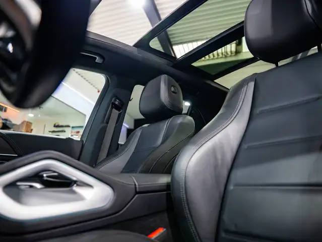 Mercedes-Benz Gle view 14