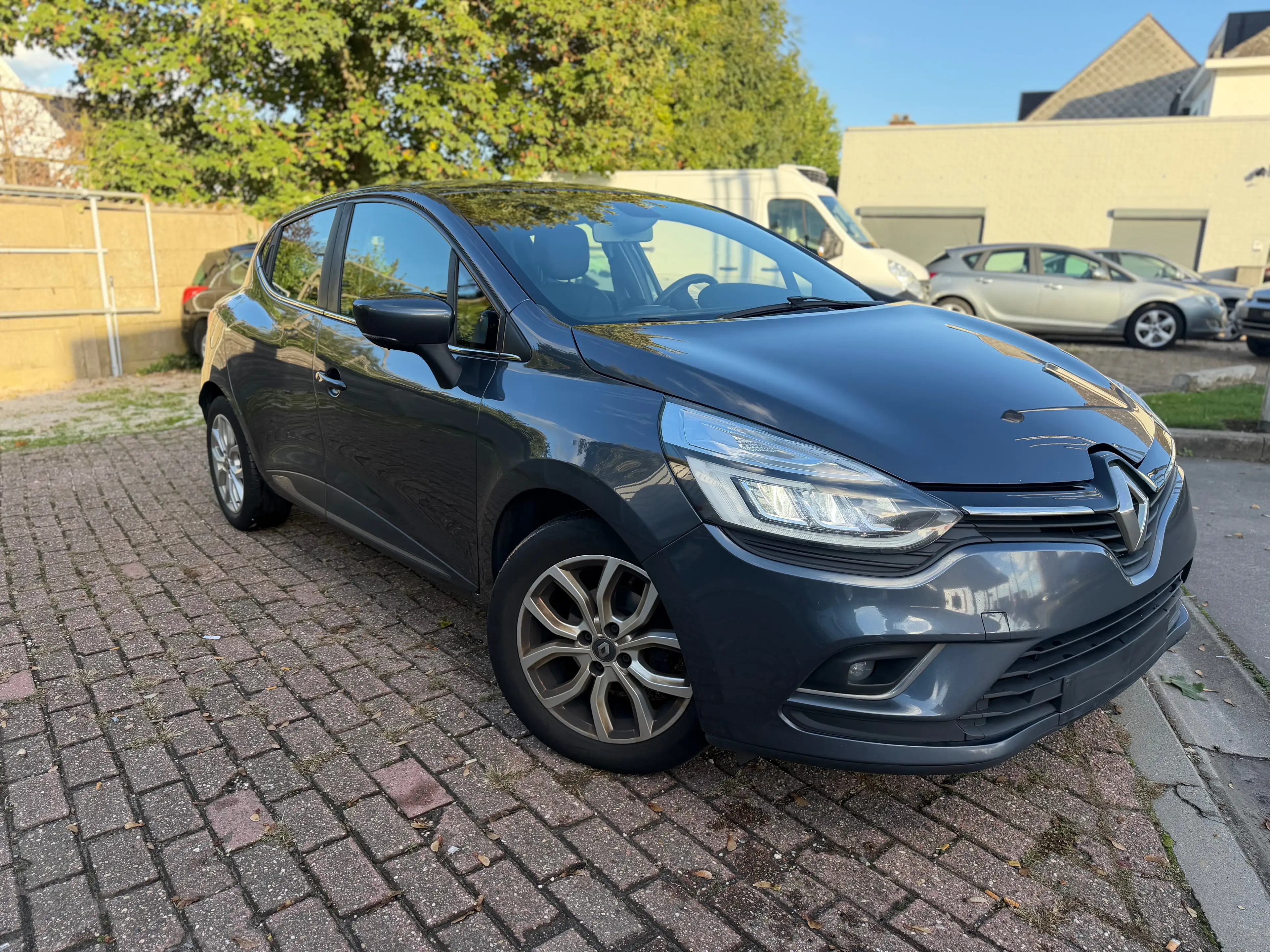 Renault Clio Clio 1.5 dCi e Energy Corporate Edit. (Fleet) — photo 2