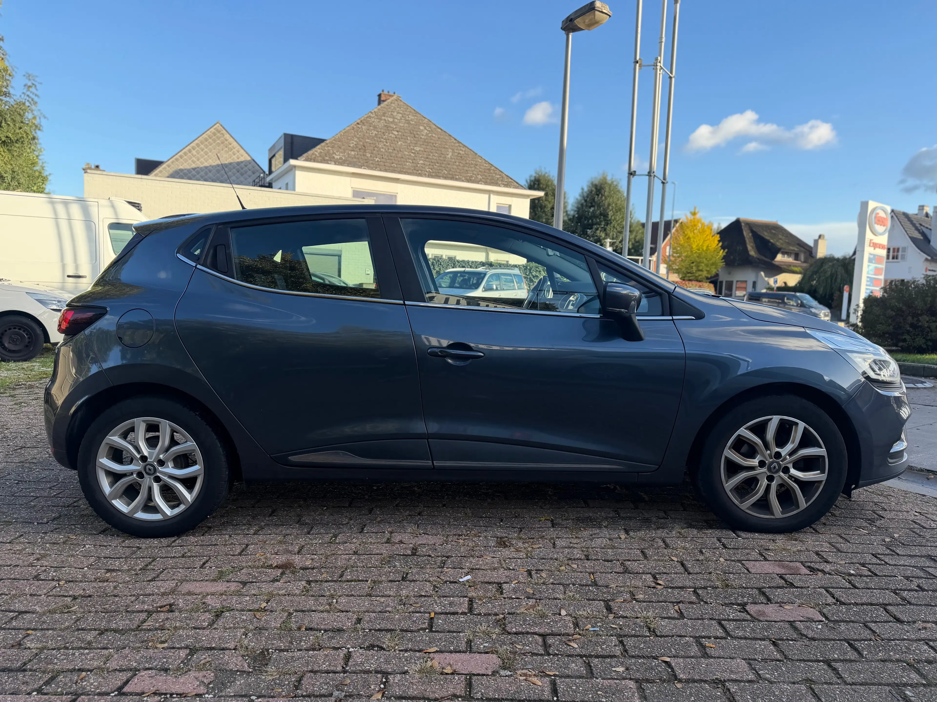 Renault Clio Clio 1.5 dCi e Energy Corporate Edit. (Fleet) — photo 6
