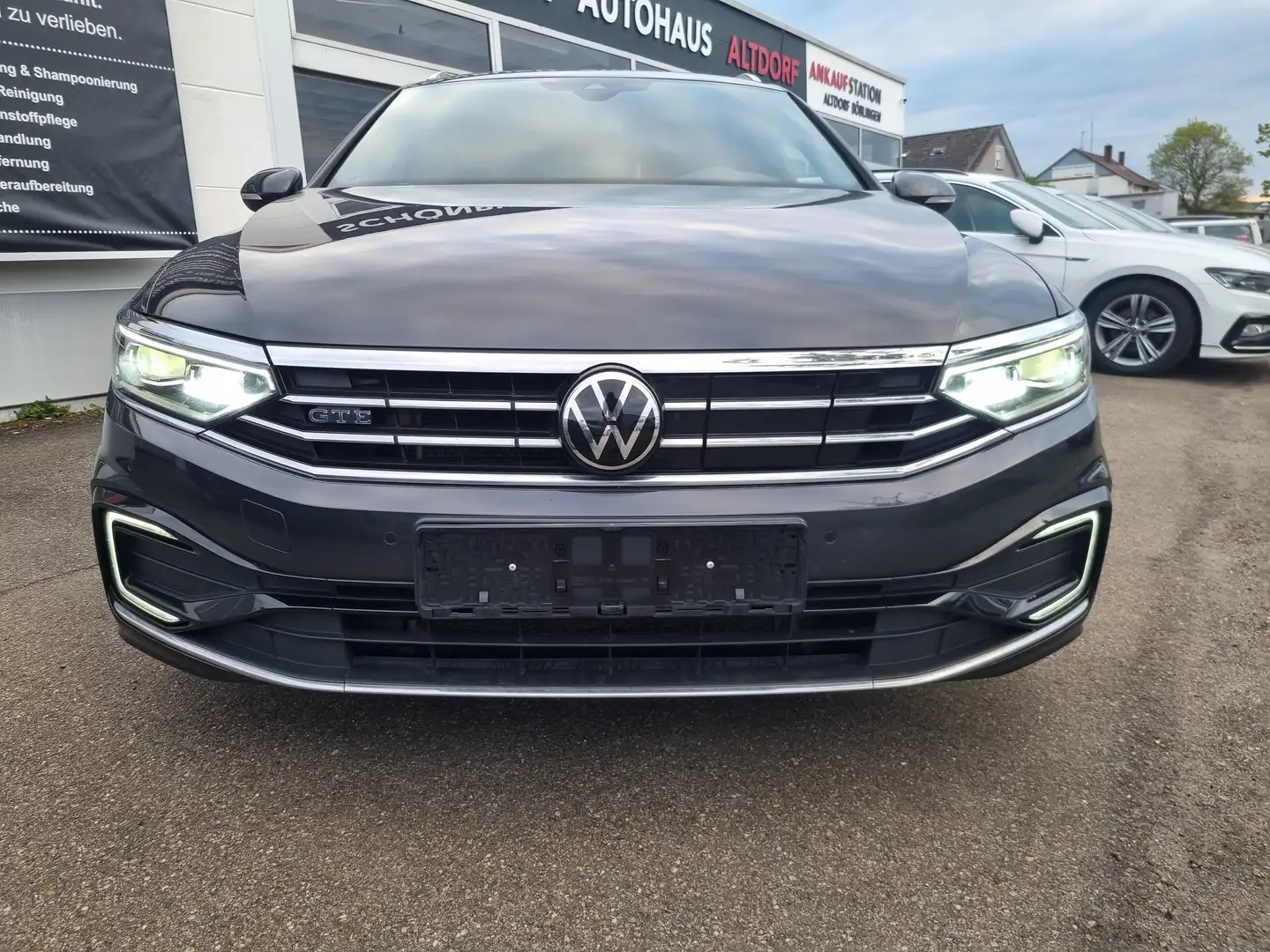 Volkswagen Passat Variant GTE Digital Matrix StandHz Leder IQ.Drive elekHeck Grau - 2