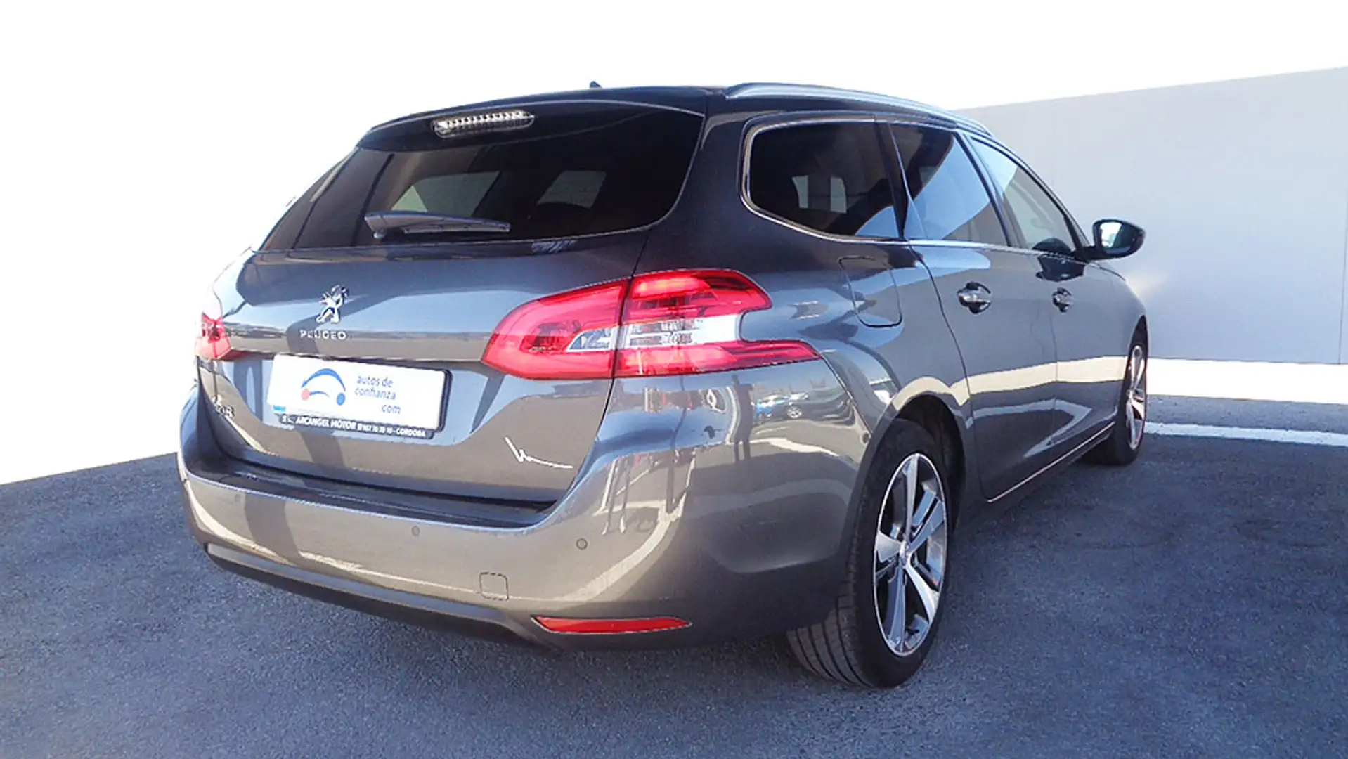 Peugeot 308 SW 1.2 PureTech S&S Allure 130 - 2