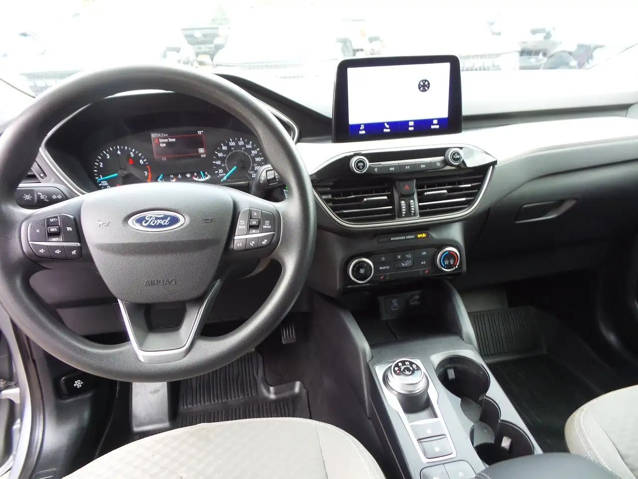 Ford Escape снимка Ford Escape