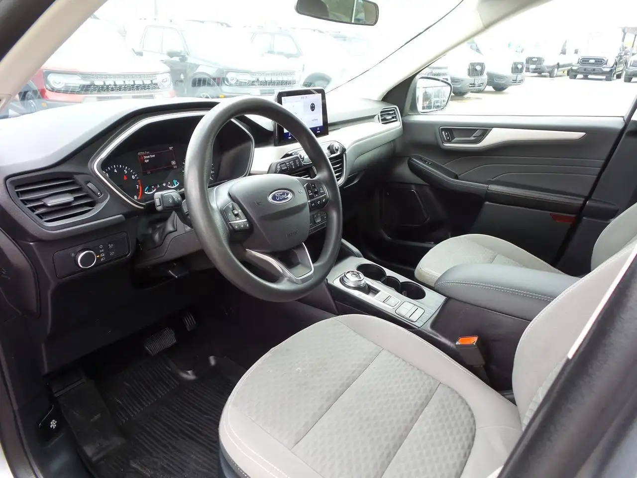 Ford Escape снимка Ford Escape