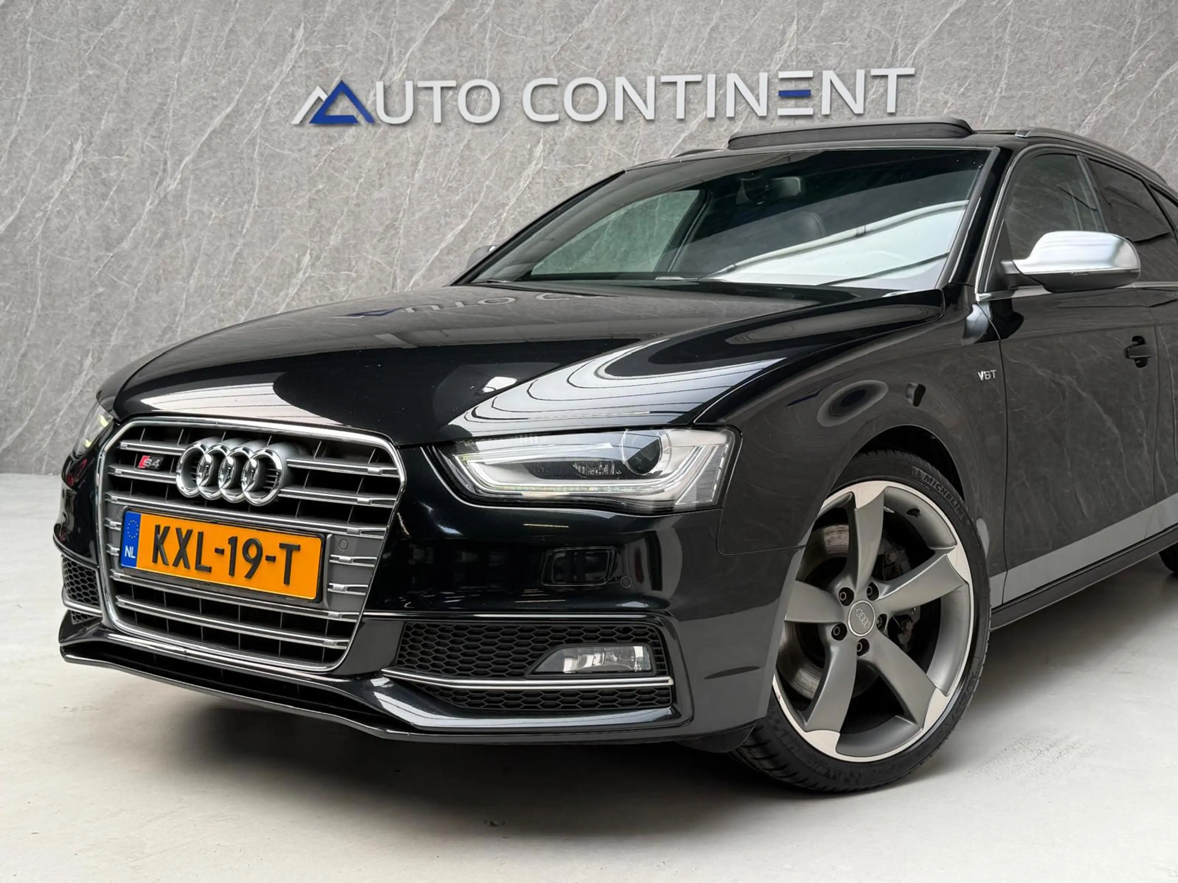 Audi S4 Avant 3.0 TFSI S4 quattro 333 PK / Panorama / B&O — photo 6